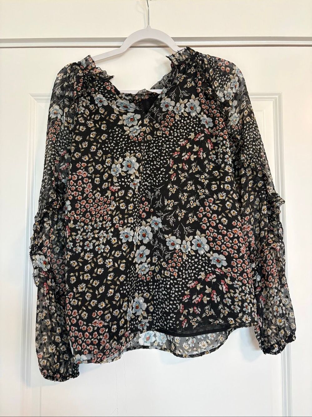 LOFT Black Floral Chiffon Blouse Ruffle Tie Neck Long Sleeve Top Size Small - Picture 3 of 7